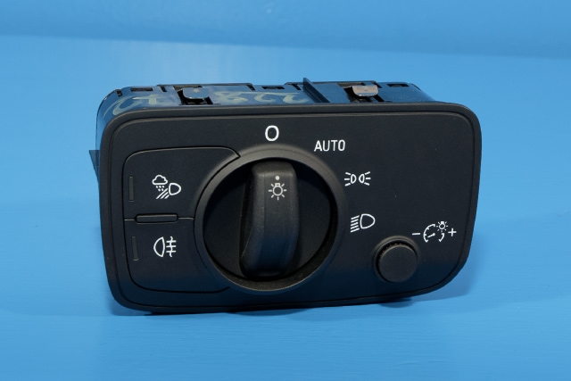 Bryter lys til Audi Q2, 2016-->>  (VAG|8V0 941 531 AQ)