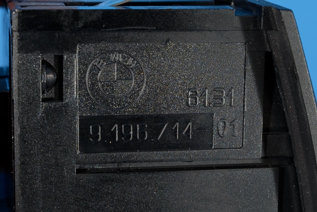 Bryter nødblink til BMW 3-Serie 2005-2011 (E90/E91/E92/E93) (E90/E91/E92/E93) (BMW|9 196 714|)
