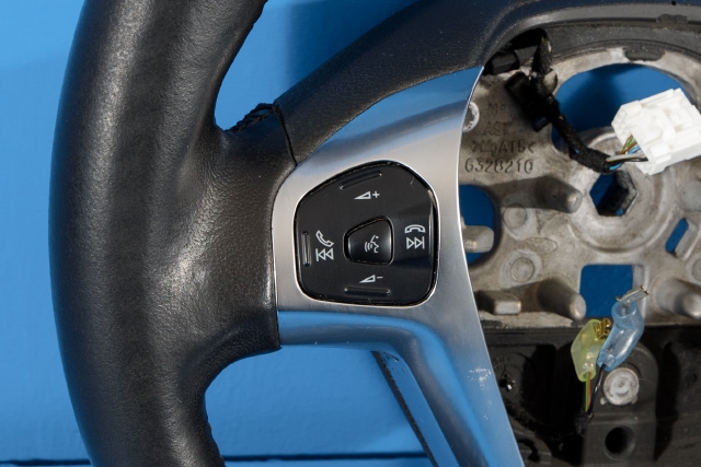 Ratt til Ford Transit Courier 2014-2018 (Type I, Fase 1) (|ET76-3600-CF35B8)