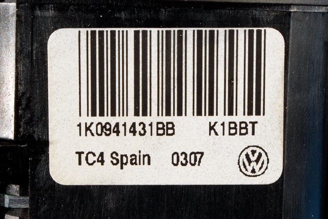 Bryter lys til VW Transporter / Caravelle 2015-2019 (T6) (T6) (VAG|1K0 941 431 BB|)