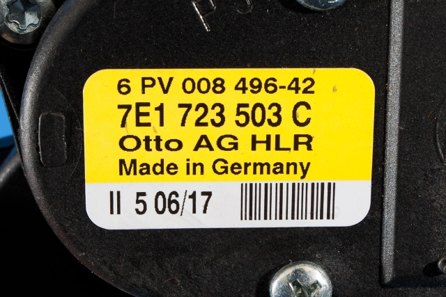 Pedal gass til VW Transporter / Caravelle 2015-2019 (T6) (T6) (HELLA|6PV 008 496-42|7E1 723 503 C|)