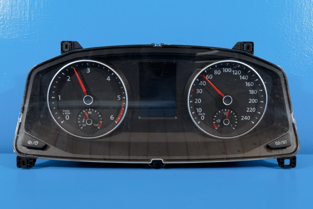 Instrumentpanel til VW Transporter / Caravelle, 2015-2019 (T6) (T6) (VAG|7E0 920 870 S)