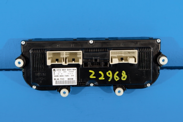 Varmeapparat betjening til Škoda Octavia 2009-2013 (Type II, Fase 2)  (HELLA|5HB 009 749-77|3T0 907 044 BN|)