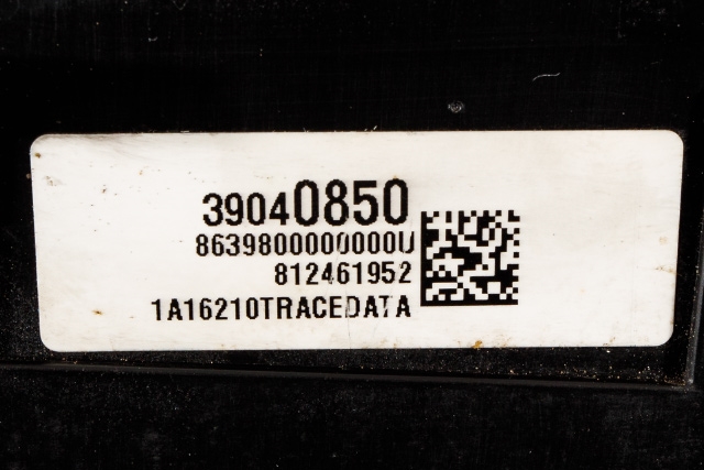 Sikringsboks til Opel Astra K 2015-->>  (GM|39 040 850|)