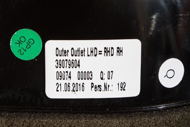 Dashbord friskluftdyse høyre til Opel Astra K 2015-->> (GM|39 079 604|)