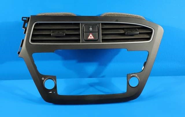 Dashbord friskluftdyse midtkonsoll til Hyundai i20 2015-2020 (Type II)