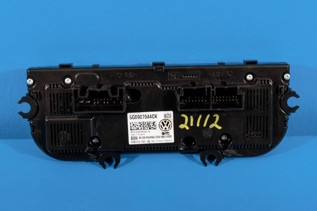 Varmeapparat betjening til VW Passat 2015-2019 (Fase 1) (B8) (B8) (VAG|5G0 907 044 CK|)