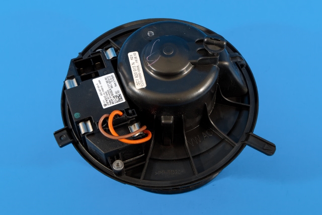 Varmeapparat motor til Škoda Yeti 2009-2013 (Fase 1)  (VAG|3C1 820 015 N|)