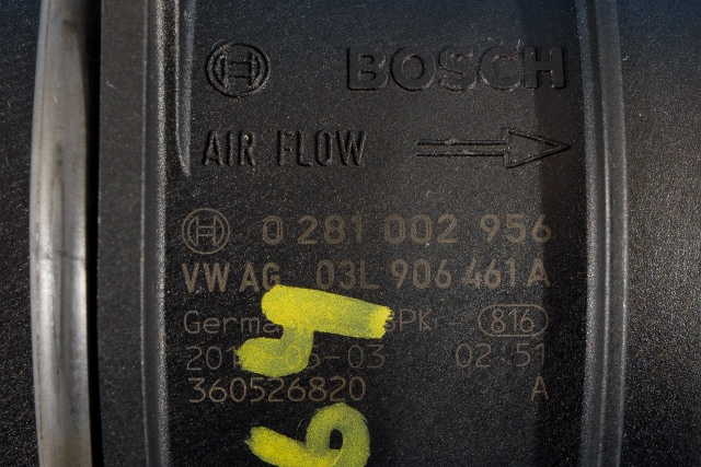 Luftmengde/luftmassemåler til VW Golf VII 2017-2020 (Fase 2) (BOSCH|0 281 002 956|03L 906 461 A|)