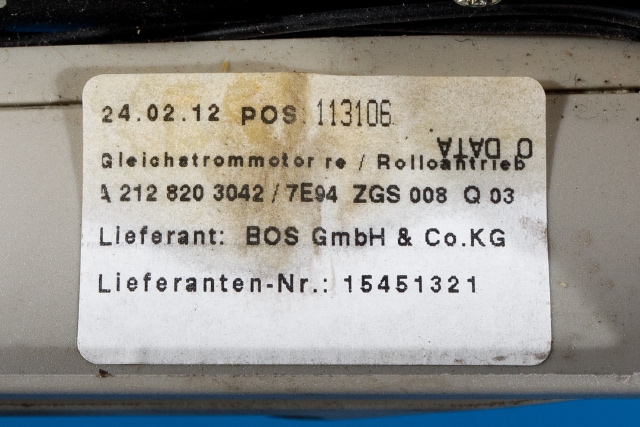 Bagasjerom diverse til Mercedes E-Klasse 2009-2013 (Fase 1) (W212) (W212) (MERCEDES|A 212 820 30 42|)