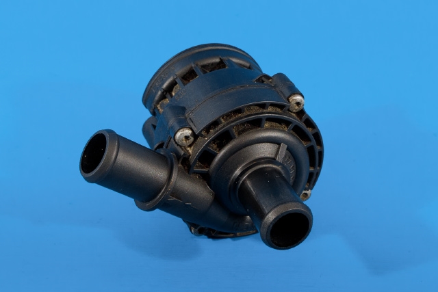 Sirkulasjonspumpe til Nissan Navara 2010-2015 (Fase 2) (D40) (D40)