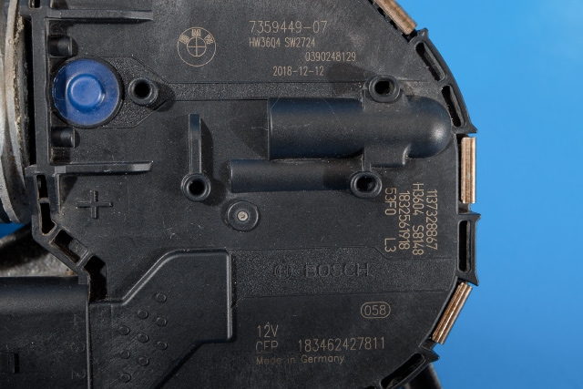 Viskermotor foran venstre til BMW i3 2013-2022  (BMW|7 359 449|)