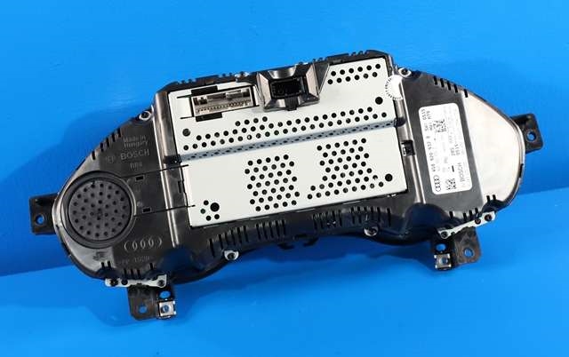 Instrumentpanel til Audi A6 2011-2014 (Type IV, Fase 1) (C7) (C7) (BOSCH|0 263 672 155|4G8 920 932 D|)