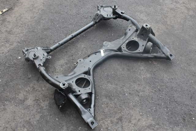 Travers foran hoved til BMW 1-Serie 2015-2019 (Fase 2) (F20/F21) (F20/F21) (BMW|6 863 637|)