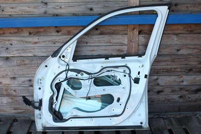 Dør høyre foran til BMW X1 2009-2015 (E84) (E84) 