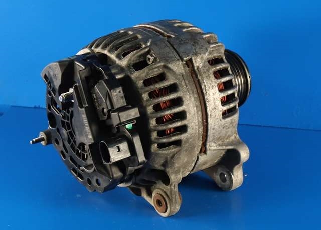 Dynamo diesel til VW Caddy 2010-2015 (Type III, Fase 2)  (BOSCH|0 124 525 187|03L 903 023. 14 VOLT - 140 AMP|)