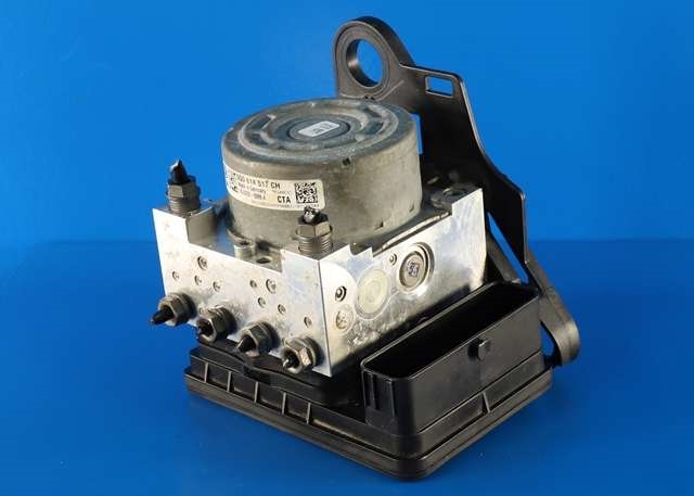 ABS sentral til VW Passat, 2015-2019 (Fase 1) (B8) (B8) (VAG|5Q0 614 517 CH)
