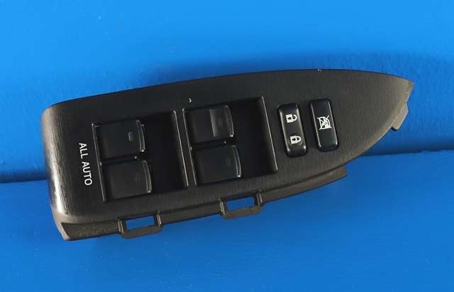 Bryter ruteheis førerdørspanel til Toyota Prius, 2009-2016 (Type III) (COMBI) (COMBI) (TOYOTA|84040-33100)