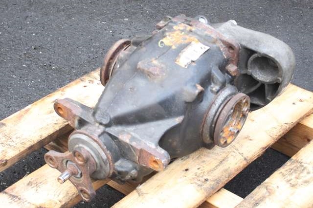 Kardang klokke bak til BMW 3-Serie, 2005-2011 (E90/E91/E92/E93) (E90/E91/E92/E93) (BMW|7 598 855)