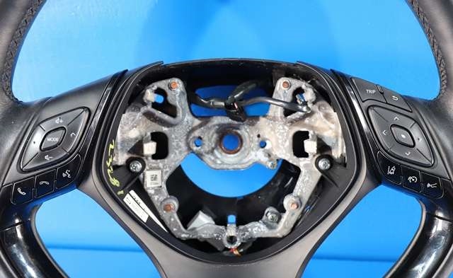 Ratt til Toyota C-HR 2016-->>  