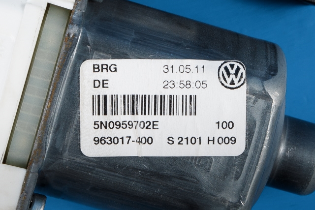 Ruteheis, kun motor, høyre foran til VW Tiguan 2011-2016 (Type I, Fase 2)  (VAG|5N0 959 702 E|)