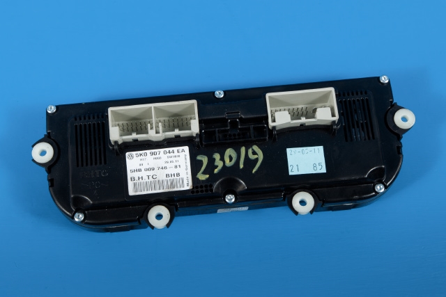 Varmeapparat betjening til VW Tiguan 2011-2016 (Type I, Fase 2)  (HELLA|5HB 009 746-81|5K0 907 044 EA|)