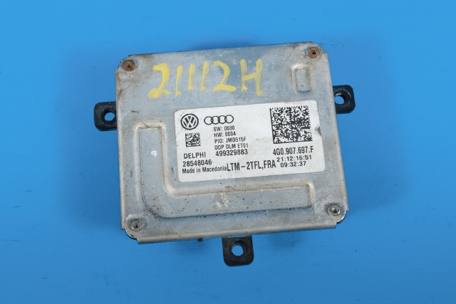 Styreenhet lys (LCM - Light Control Module) til VW Passat 2015-2019 (Fase 1) (B8) (B8) (VAG|4G0 907 697 F|)