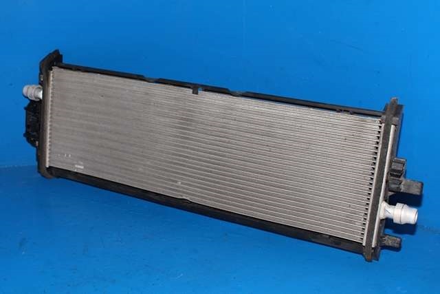 Radiator (automat gir) til Tesla Model 3 2018-2023 (Fase 1) (TESLA|1077082-00-C|)