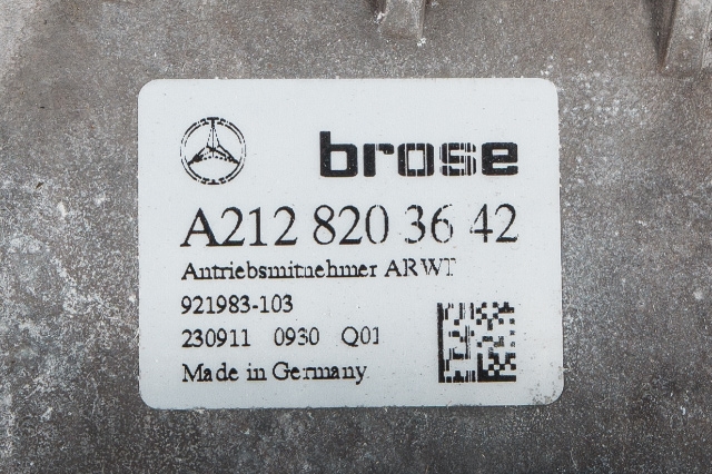 Baklukeåpner motor til Mercedes E-Klasse 2009-2013 (Fase 1) (W212) (W212) (MERCEDES|A 212 820 36 42|)