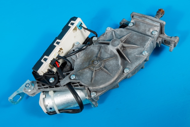 Baklukeåpner motor til Mercedes E-Klasse 2009-2013 (Fase 1) (W212) (W212) (MERCEDES|A 212 820 36 42|)