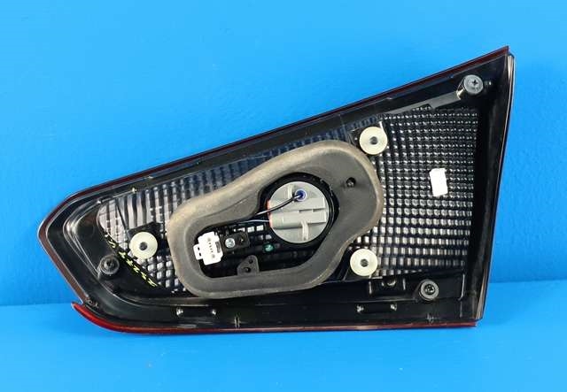 Baklykt venstre indre til Hyundai i20 2015-2020 (Type II)  (HYUNDAI|92403-C8600|)