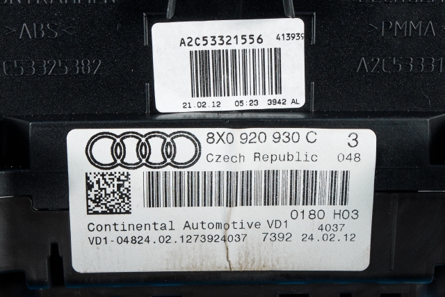 Instrumentpanel til Audi A1 2010-2014 (Type I, Fase 1)  (VAG|8X0 920 930 C|)