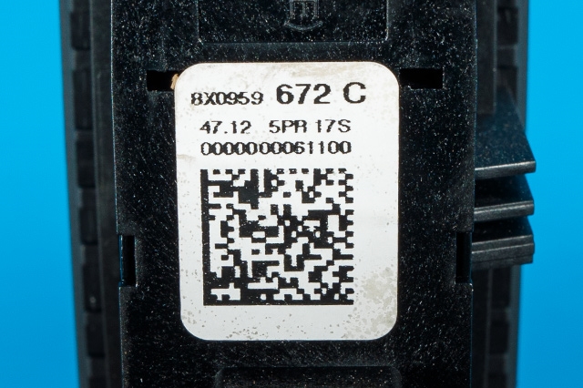 Bryter nødblink til Audi A1 2010-2014 (Type I, Fase 1) (VAG|8X0 959 672 C|)