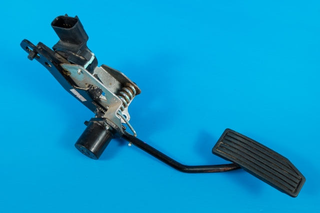 Pedal gass til Isuzu D-Max, 2007-2012 (Type I)  