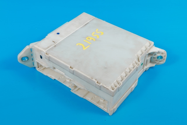 Sikringsboks til Lexus IS 2006-2013 (Type II) (XE20) (XE20) (TOYOTA|82730-53050|)