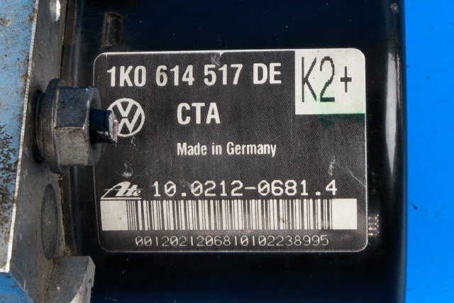 ABS sentral til VW Caddy 2010-2015 (Type III, Fase 2)  (VAG|1K0 614 517 DE|1K0 907 379 BJ|)