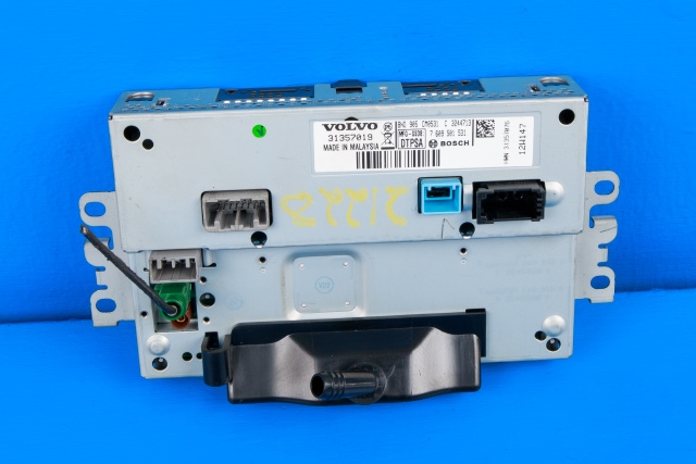Bilstereo navigasjon skjerm til Volvo V70 2007-2013 (Type III, Fase 1)  (BOSCH|7 609 501 531|31357019|)