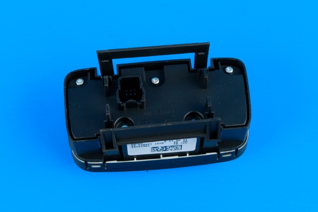 Bryter lys til Ford Mondeo 2011-2014 (Type IV, Fase 2) (FORD|8G9T-13A024-ED|)