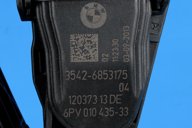 Pedal gass til BMW 3-Serie 2012-2018 (F30/F31/F34) (F30/F31/F34) (HELLA|6PV 010 435-33|6 853 175|)