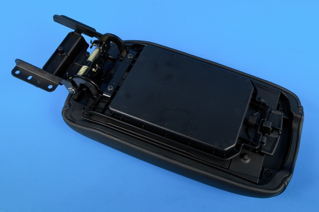 Midtarmlene foran til Toyota RAV4 2016-2019 (Type IV, Fase 2)  