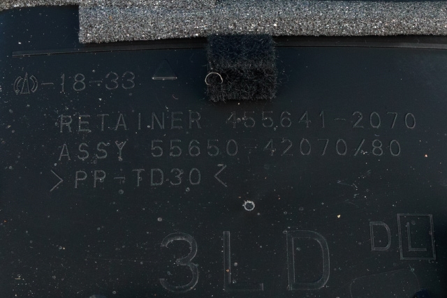Dashbord friskluftdyse venstre til Toyota RAV4 2019-->> (Type V)