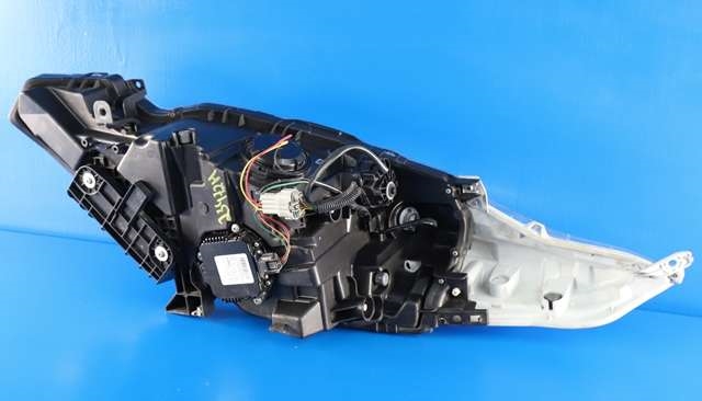 Frontlykt høyre halogen til Nissan Leaf 2011-2017 (Type I)