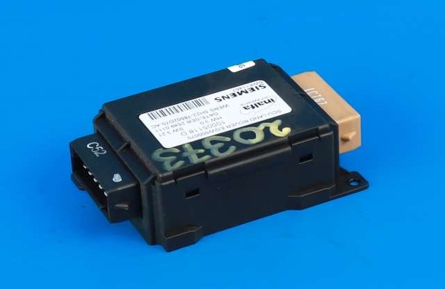 Styreenhet takluke til Land Rover Discovery 2009-2017 (Type IV) (LAND ROVER|EGW500070|)