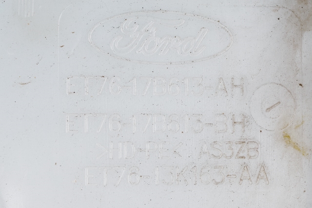 Spylertank foran til Ford Transit Courier 2014-2018 (Type I, Fase 1) (FORD|ET76-17B613-BH|)