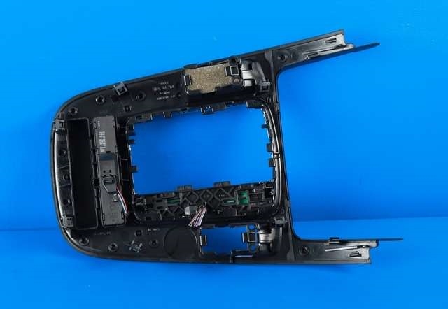 Dashbord diverse til Audi A4 2007-2014 (Type IV) (B8) (B8) 