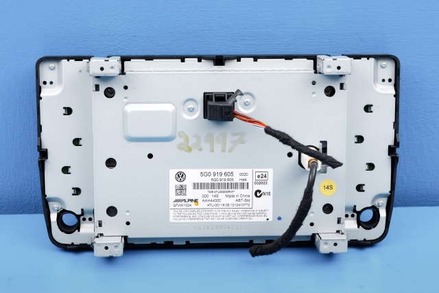 Bilstereo betjeningspanel til VW Golf VII 2012-2017 (Fase 1)  (VAG|5G0 919 605|)