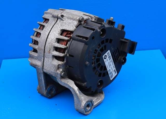 Dynamo diesel til BMW X1 2009-2015 (E84) (E84) (VALEO|FG18S052|8 507 624. 14 VOLT - 180 AMP|)