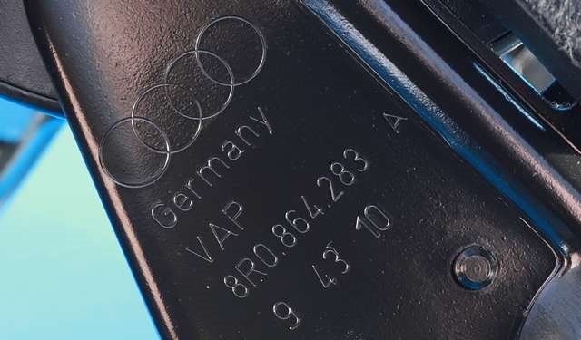 Midtarmlene foran til Audi Q5 2008-2012 (Type I, Fase 1) (VAG|8R0 864 283 A|)