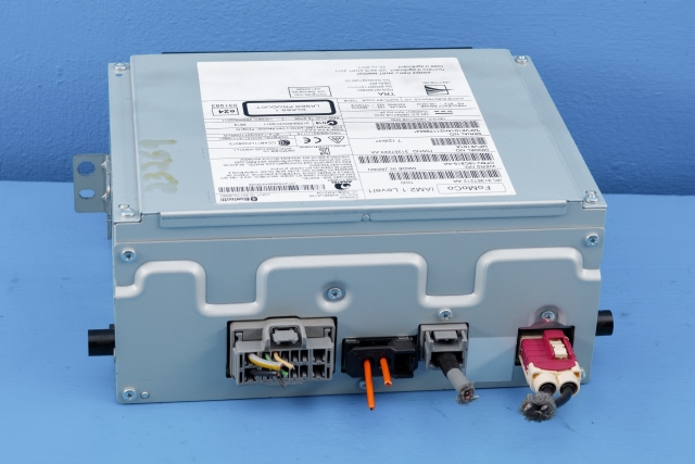 Bilstereo til Volvo V40 2012-2019  (VOLVO|31357212|CF6N-18C815-AA|)