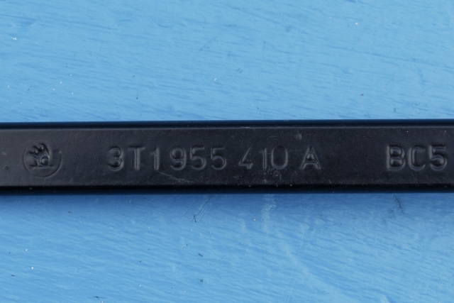 Viskerarm frontrute høyre til Škoda Superb 2008-2015 (Type II)  (VAG|3T1 955 410 A|)